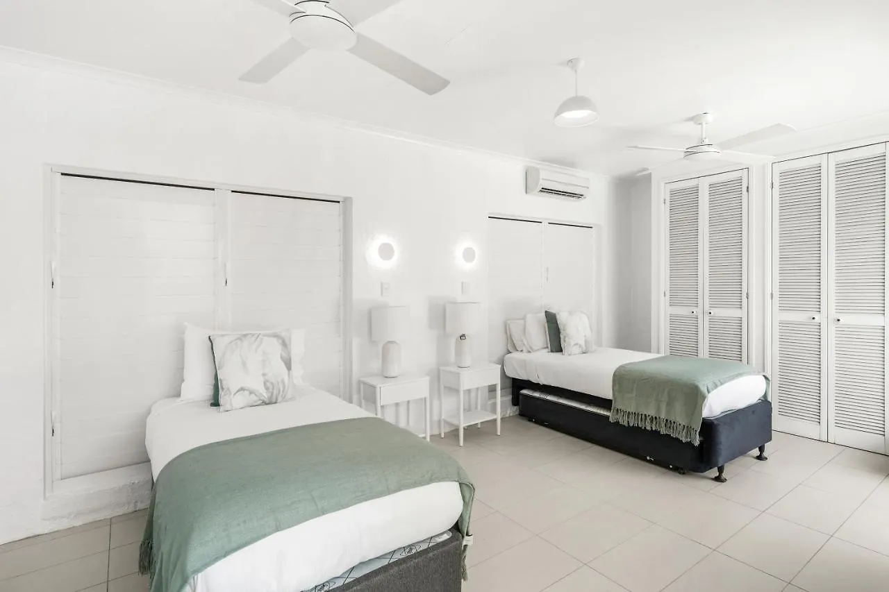 Сasa de vacaciones Belle Escapes Villa Rosa Just Minutes To Trinity Beach Australia