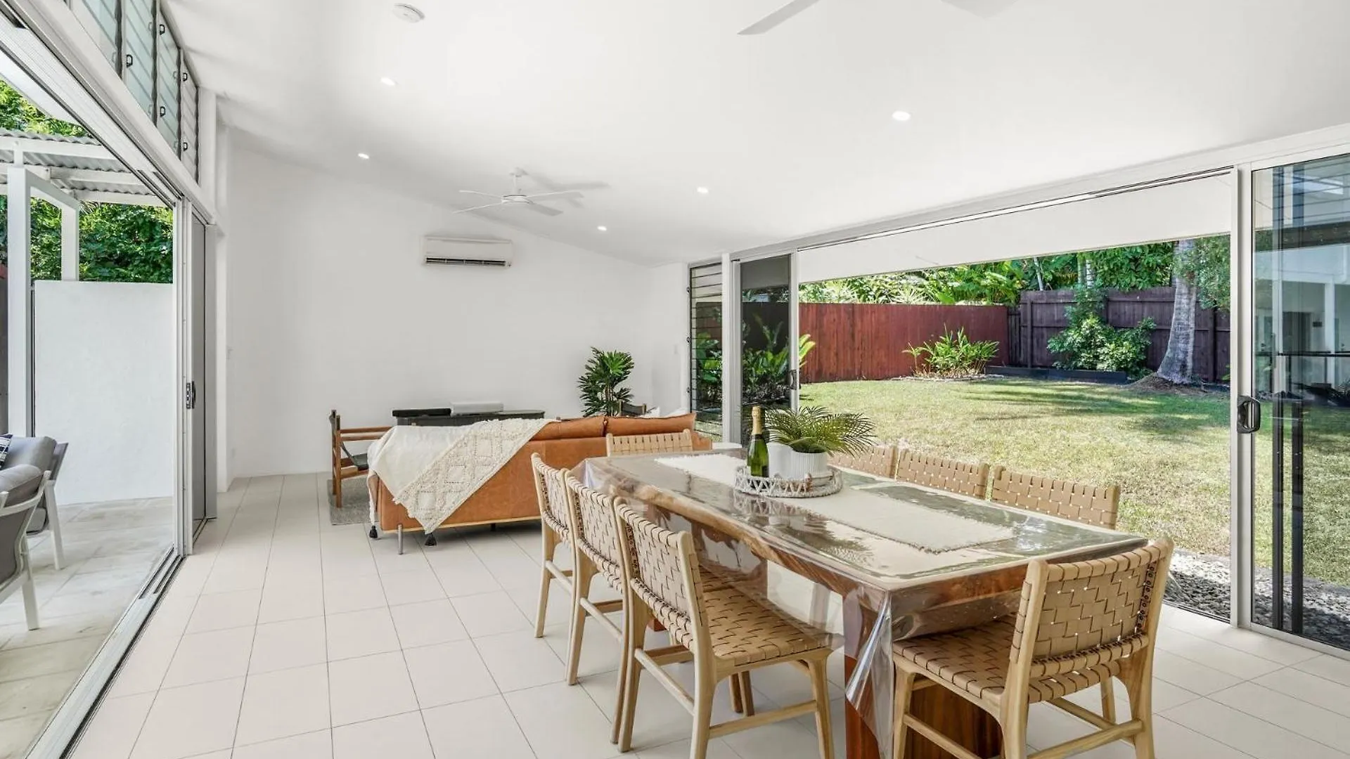 Holiday home Belle Escapes Villa Rosa Just Minutes To Trinity Beach